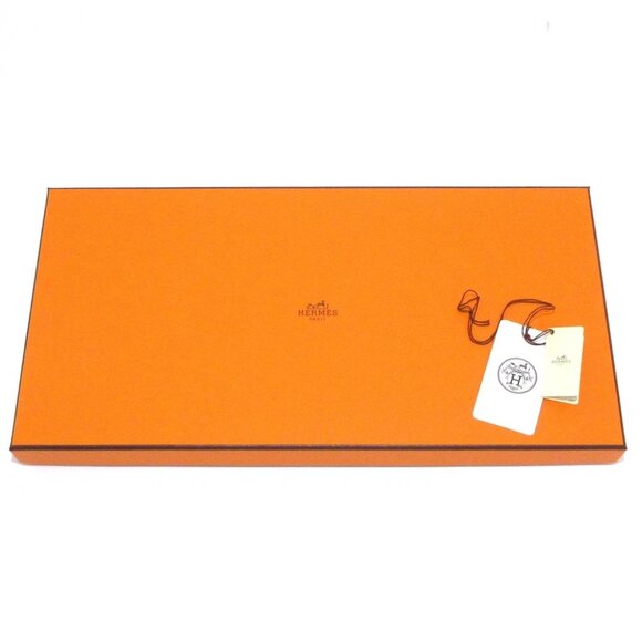 Auth HERMES Carre Geant/Carres 140 - Cream Black Cashmere Silk Scarf - Picture 5 of 6